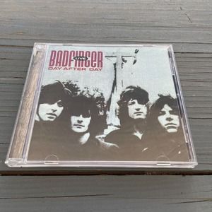 BADFINGER, DAY AFTER DAY, LIVE, 1990, UK Import RYKODISC RCD10189 CD
